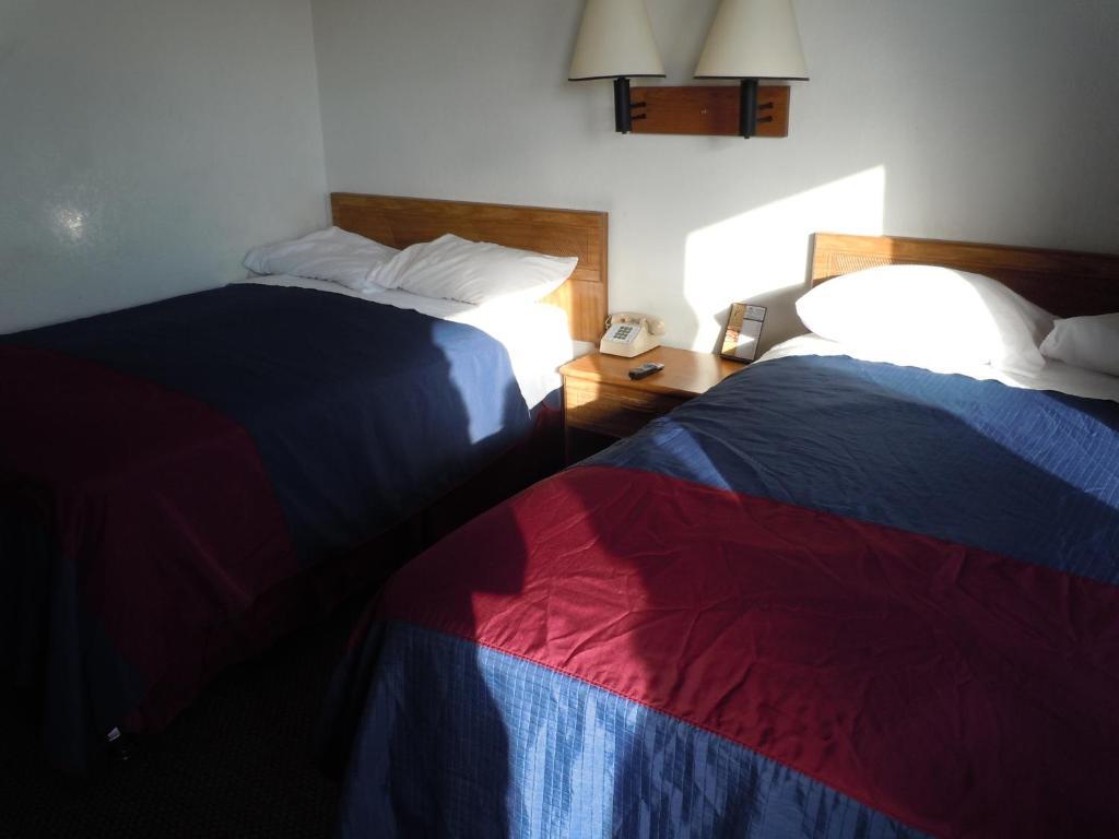 Travelodge By Wyndham Grand Rapids North Walker Habitación foto